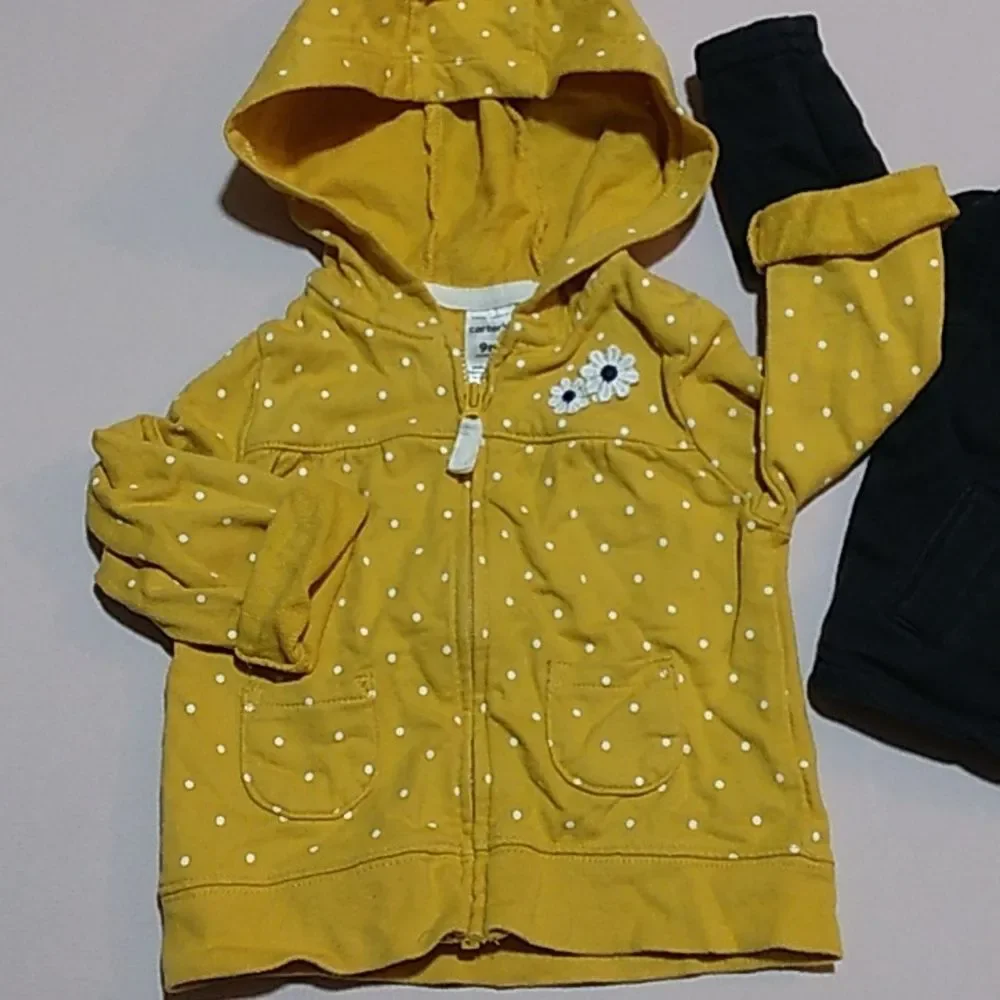 Carters 9 Months Girls Set Of 2 Zip Up Jackets